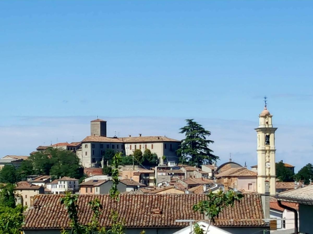 Bed and Breakfast La Terrazza Sui Vigneti-Rovescala San Damiano al Colle Экстерьер фото